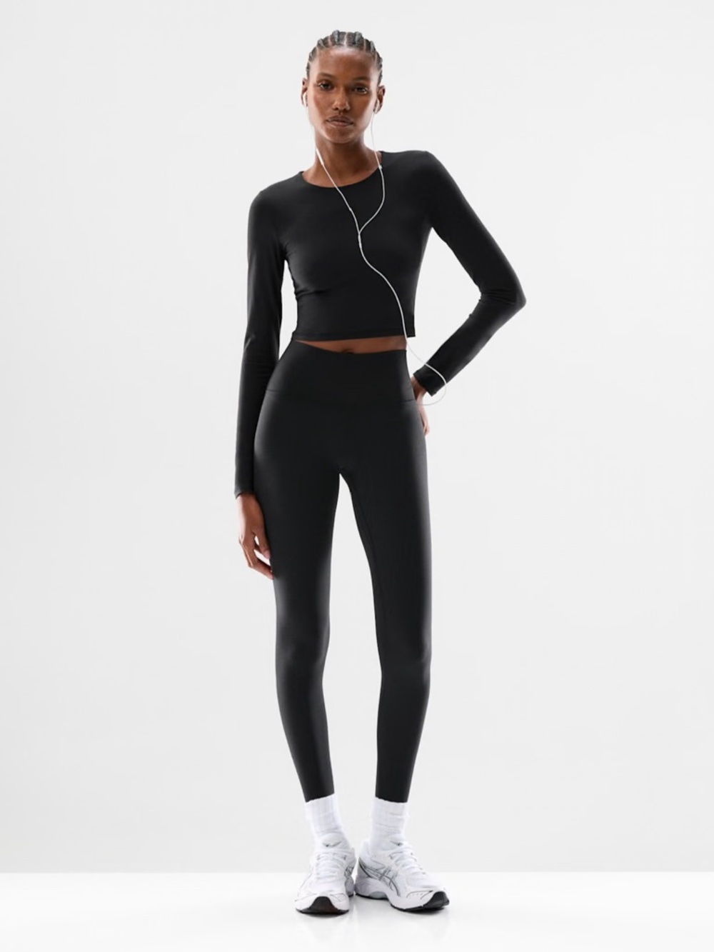 Aritzia Golden Black Cheeky Leggings